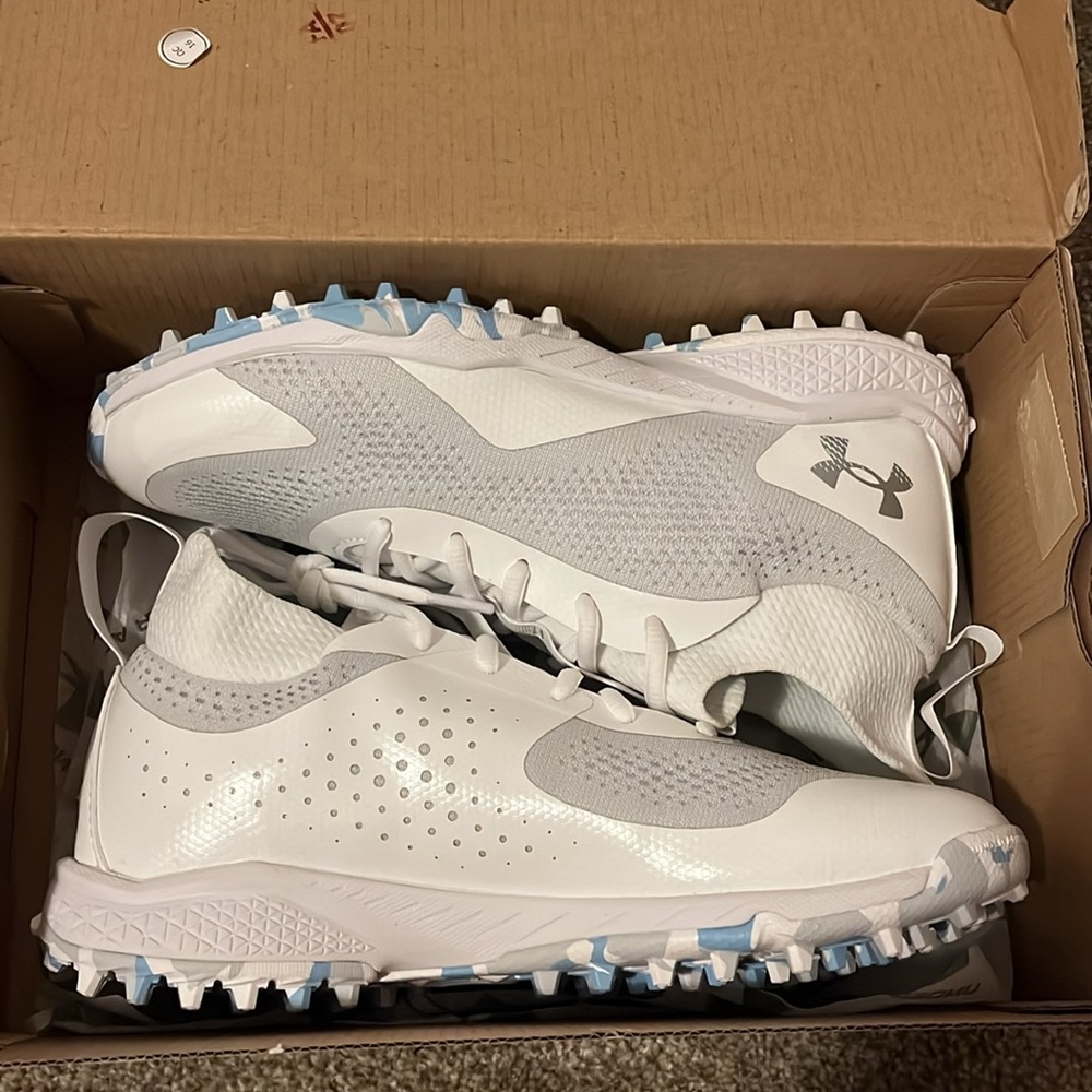 Women’s Under Armour Lacrosse Cleats 7.5